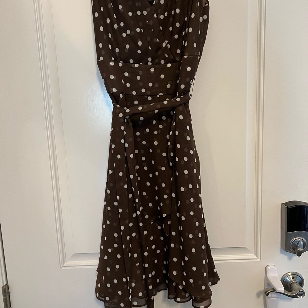 Robe Marron à Pois La Belle - Taille 9 Juniors - Dos Nu/mi-mollet - Occasion Très Bon état
